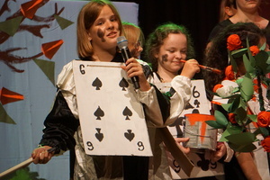 Alice im Wunderland 2 Alice im Wunderland 2